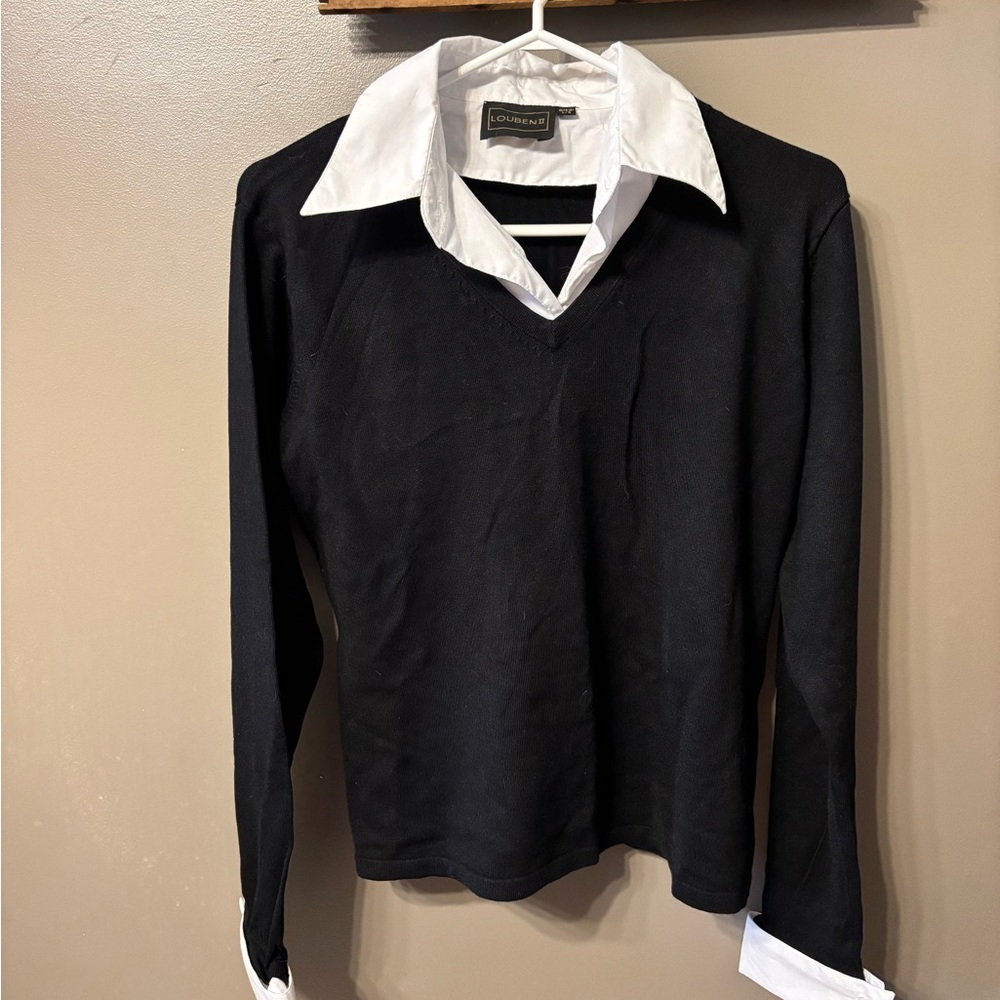 Lightweight knit sweater with removable collar & cuffs
